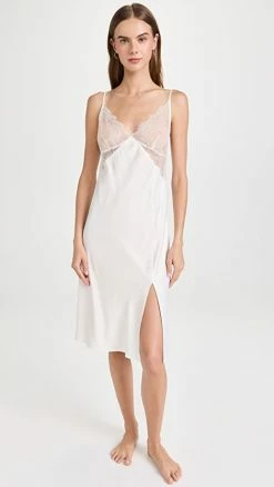 New 👏 Honeydew Intimates Woven & Lace Chemise Ivory 💯